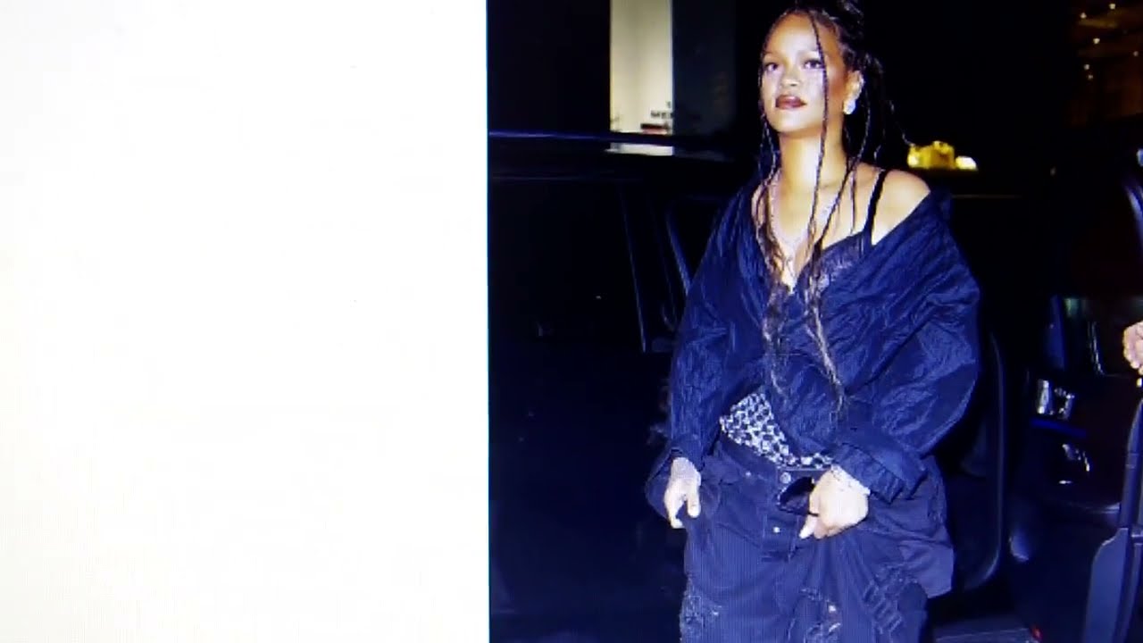 Rihanna's Wardrobe Mess