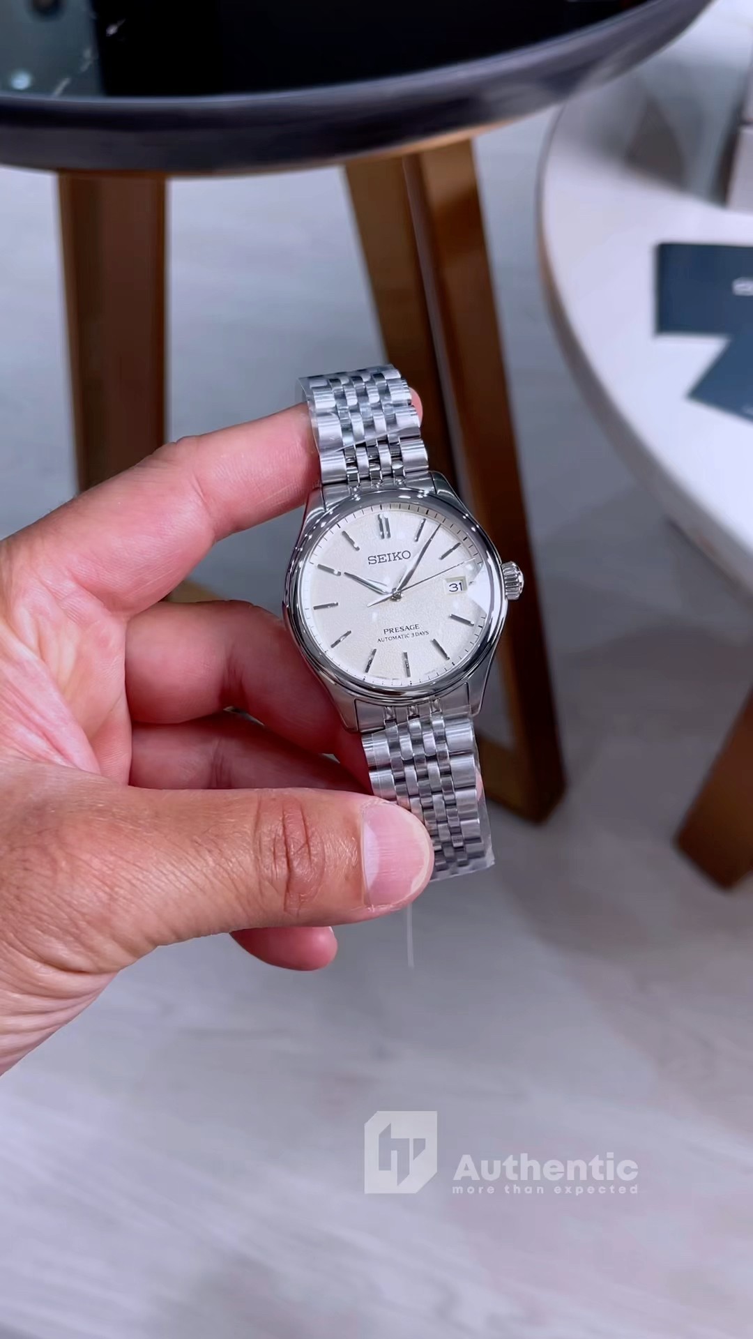 Seiko Presage Classic Series “Shiroiro” SARX121 (SPB463