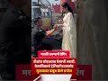 Graduation Day वर Viral Proposal! #CoupleGoals#TrendingShorts#ViralShorts #YouTubeShorts#ShortsViral