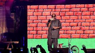 Snoop Dogg - Gz Up Hoes Down (Zénith 2011)