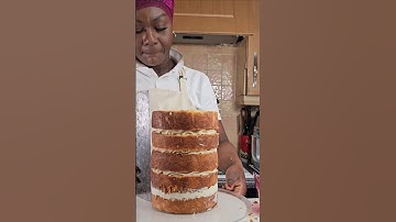 This is how to fill and stack a tall layer cake