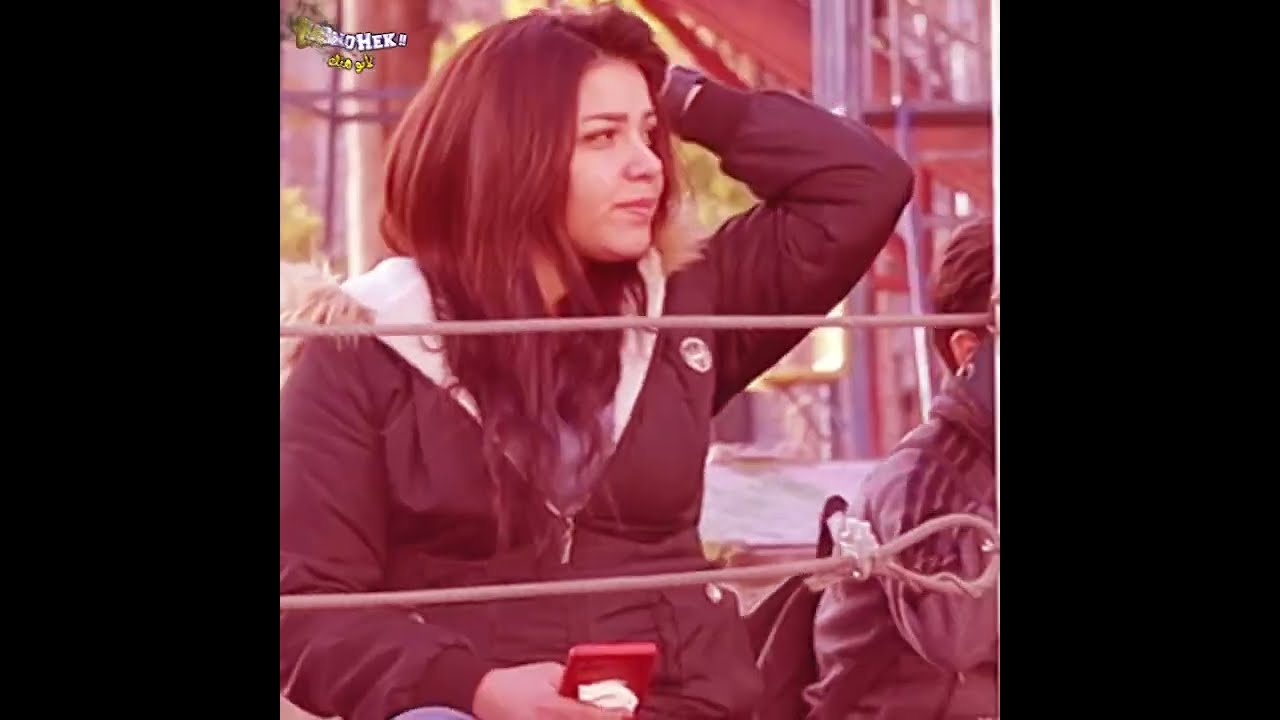 اب ساكو شاف بنت وقلها شكلك متل المزهرية مو طبيعي شو صار فيه🤣😂مزاح بكلشي ولاتقول لبنت انت سمينة