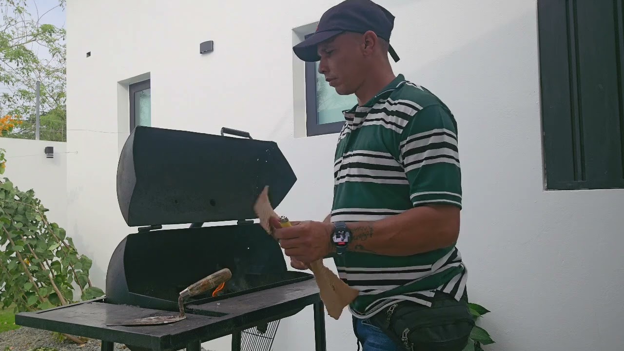 ALITAS A LA PARILLA EN EL CAMPO DE RD 