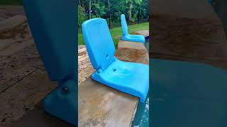 Summer Must-Have Pool Chairs! These cool portable chairs to sit by the pool are fantastic! A must-ha