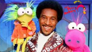 The Story Makers Theme Song 2002