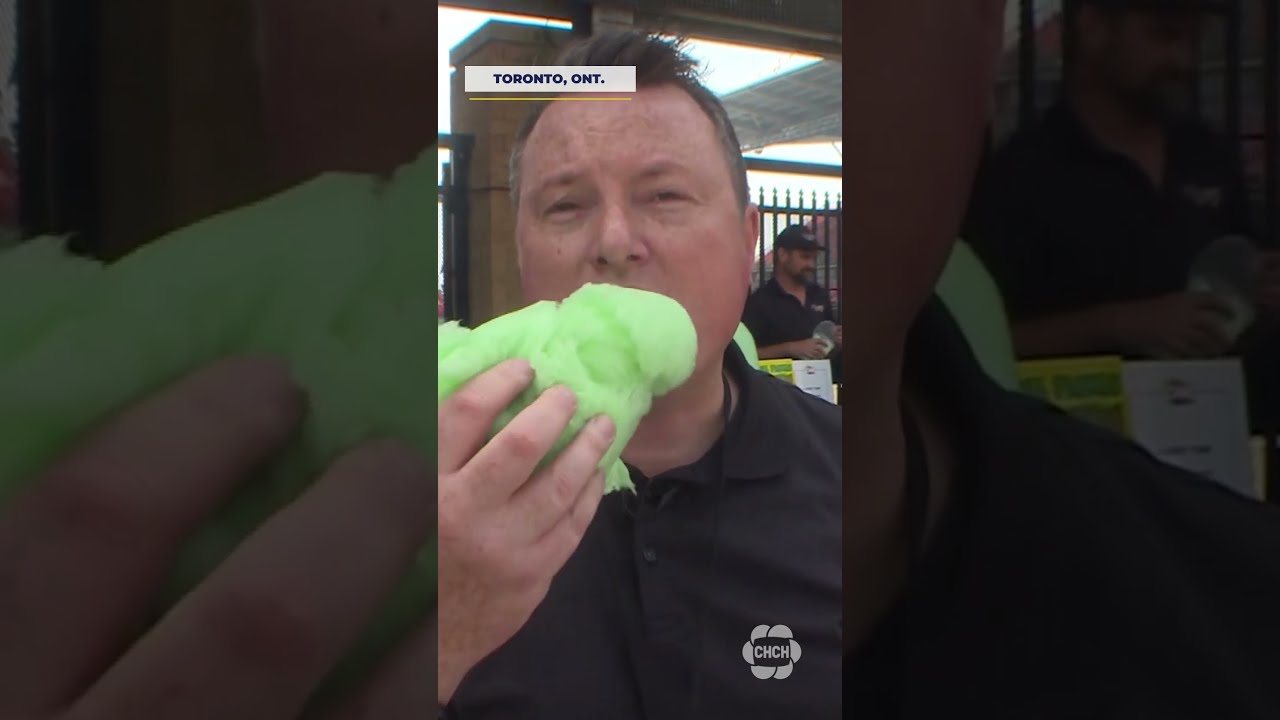 CHCH News Reporter Tries Top Food Highlights At 2023 CNE In Toronto Shorts