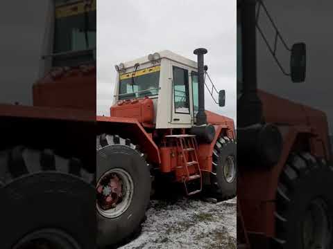Трактор Кировец К-744