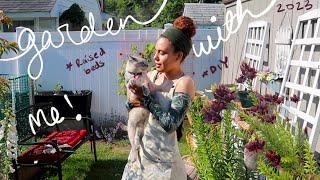 GARDEN WITH ME SUMMER 2023 | PLANTING MY RAISED GARDEN BEDS 👩‍🌾🪴🌻