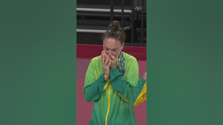 Find someone who looks at you the way Roberta Ratzke looks at her medal! 😍 #Shorts⁠⠀
