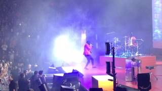 Twenty One Pilots Migraine Newark Prudential Center 1/22/17