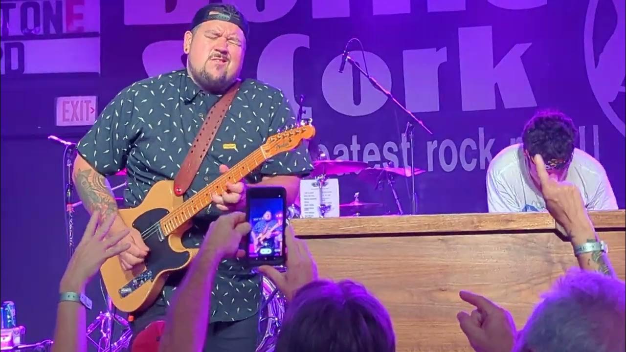 Andy Frasco and the U.N. / Blues Jam ( switch instruments ) / Bottle