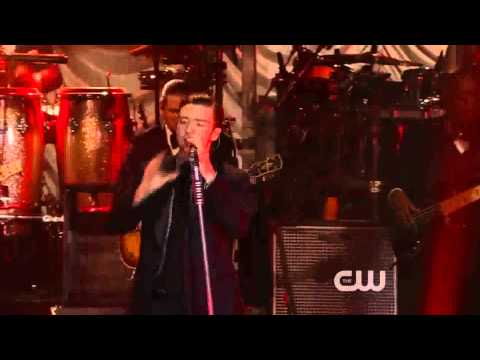Justin Timberlake - Let The Groove Get In (Live iHeartRadio Party Release)