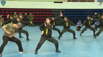 NỮ CHIẾN SỸ BỘ TƯ LỆNH CSCĐ BIỂU DIỄN XUẤT SẮC PHÂN THẾ "MAI HOA QUYỀN"