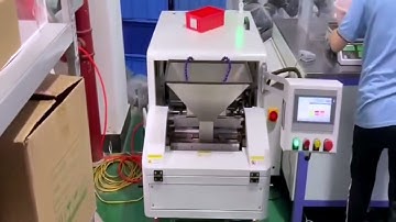 Tube films packing machine with visual counting system