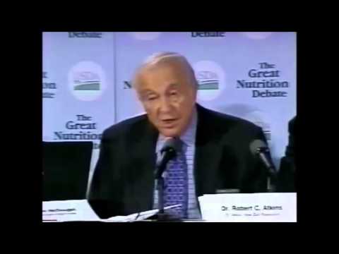 dr.-robert-c.-atkins-lecturing-at-the-usda-great-nutrition-debate,-2000