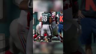 Carson Wentz Leads Eagles Through