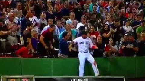 SHANE VICTORINO FALLS INTO STANDS AND CAUSES RED SOX FANS TO GO CRAZY