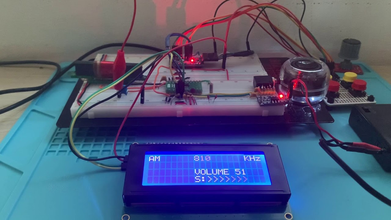 SI4735 Arduino Library and a simple FM and AM radio implementation