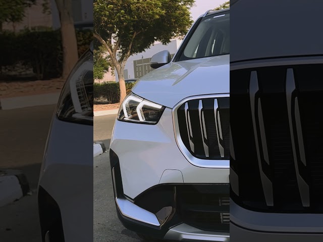 BMW iX1 - سيارة مدمجة، متصلة، كهربائية بالكامل
