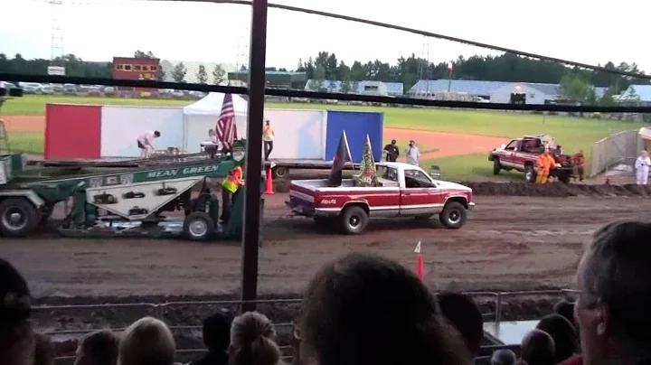 Casey Godwin in Bagley truck pull!