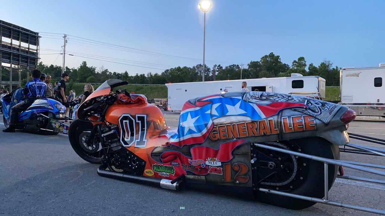 ПОЛЕ БОЯ невероятных 500-сильных ЗААЗОТНЫХ МОТОЦИКЛОВ сошлись в битве в первом раунде за 4.60!