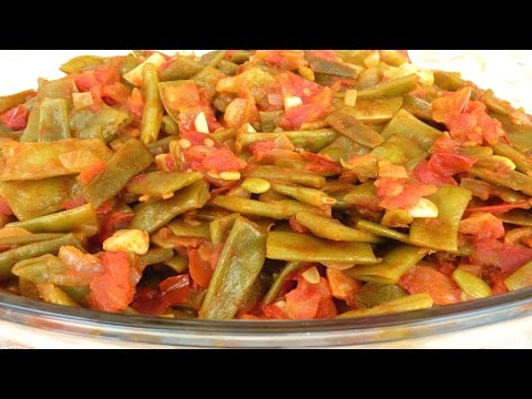How to Make Loubieh Bzeit (Green Beans in Olive Oil)