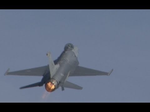 2011 NAF El Centro Air Show - F-16 Viper West Demo & Heritage Flight