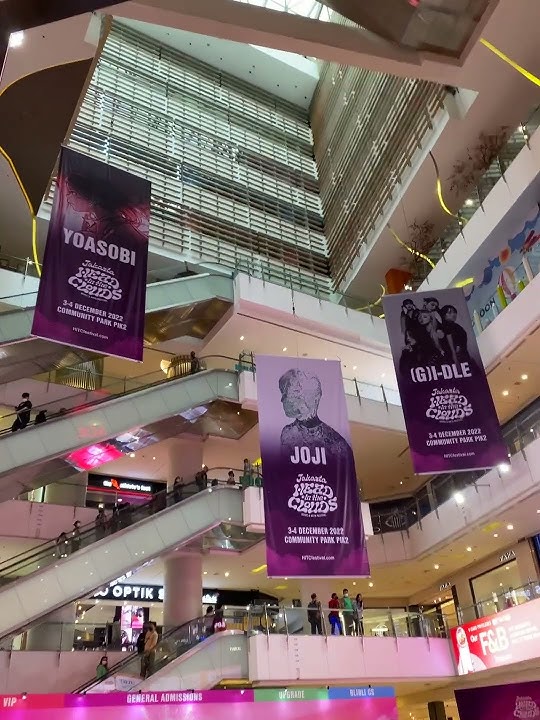 YOASOBI, Gidle and JOJI Banners at HITC JAKARTA 2022 Grand Indonesia Mall