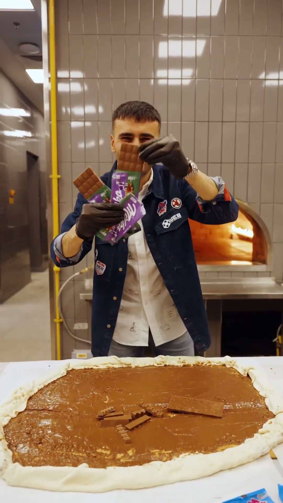 Czn Burak Diet Çikolatalı Pizza Sever Misiniz? #cznburak #shorts