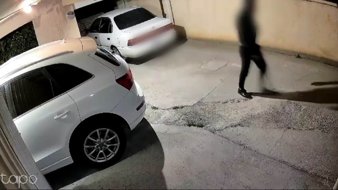 Η στιγμή που επίδοξοι διαρρήκτες «χτυπούν» στη Δροσιά