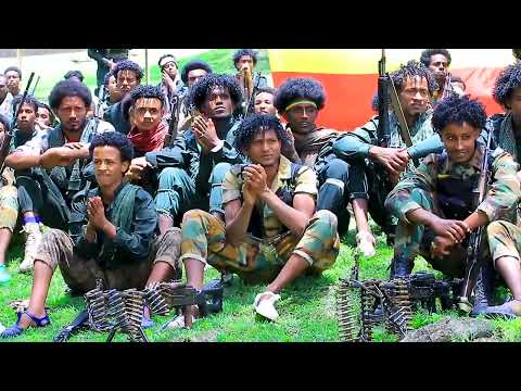 ድምፃዊ ፋኖ ንጉስ ሲሳይ ከግዙፉ ዞብል አምባ ክፍለ ጦር ተሀድሶ ላይ የነበረው ቆንጆ የመድረክ ቆያታ ድል ለአማራ ፋኖ