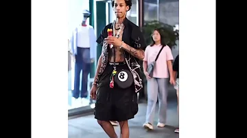 Ayo & Teo walking in Chengdu China 🇨🇳