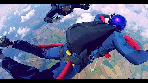 Skydiving AFF Course - Levels 1 to 8 - Hinton Skydiving Centre, UK
