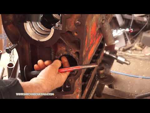 TRACTOR U 650 MOTOR D 110 MECANISM DISTRIBUTIE BUCSE AX CAME