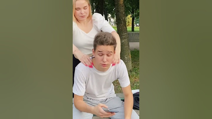 Whose reaction is better? 🤪 #shorts #prank