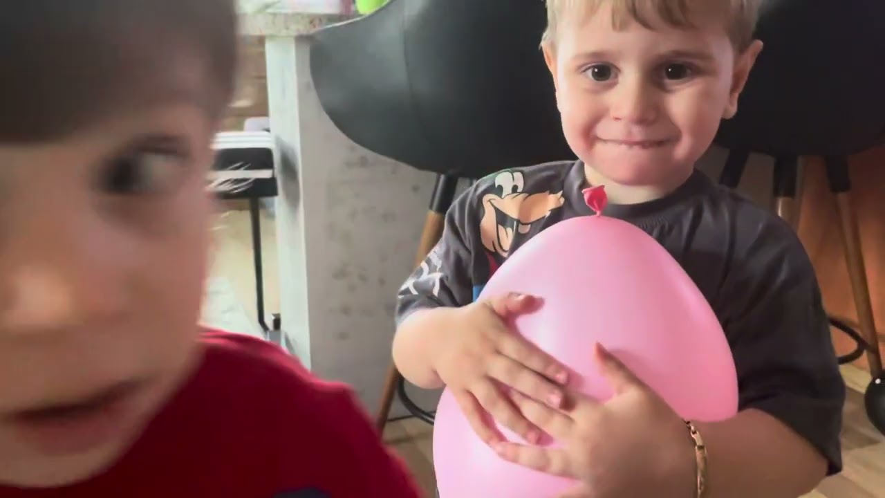 Balon patlatma 🎈🎈#balon #balonpatlatma 