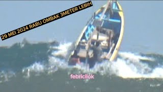 PAKESAN BOAT BERPUTAR DIPLAWANGAN SOKETAN BOAT HINGGA TERJANG T' LEPAS DARI OMBAK 3METER LEBIH BER