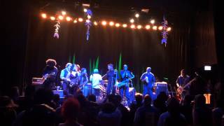 Fishbone and The Scorseses horns play Date Rape (cover)