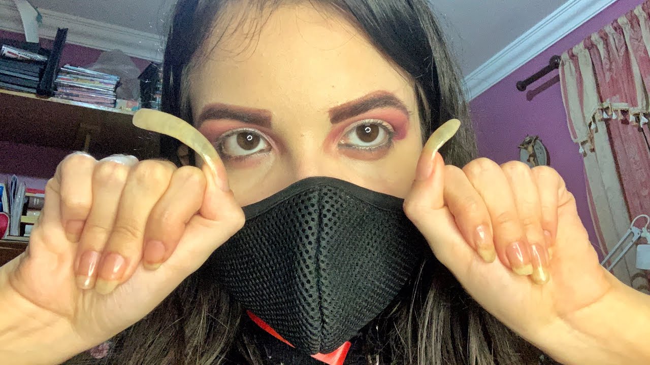 ASMR Breaking Egg with my naturals nails (Not Talking)