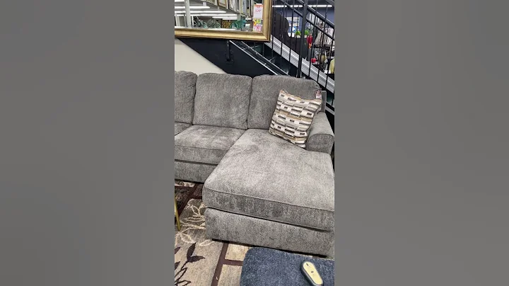 OPhannon 2-Piece Sectional with Chaise