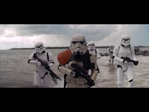 Video: Storm Troopers som leker i sanddynerna i Tatooine