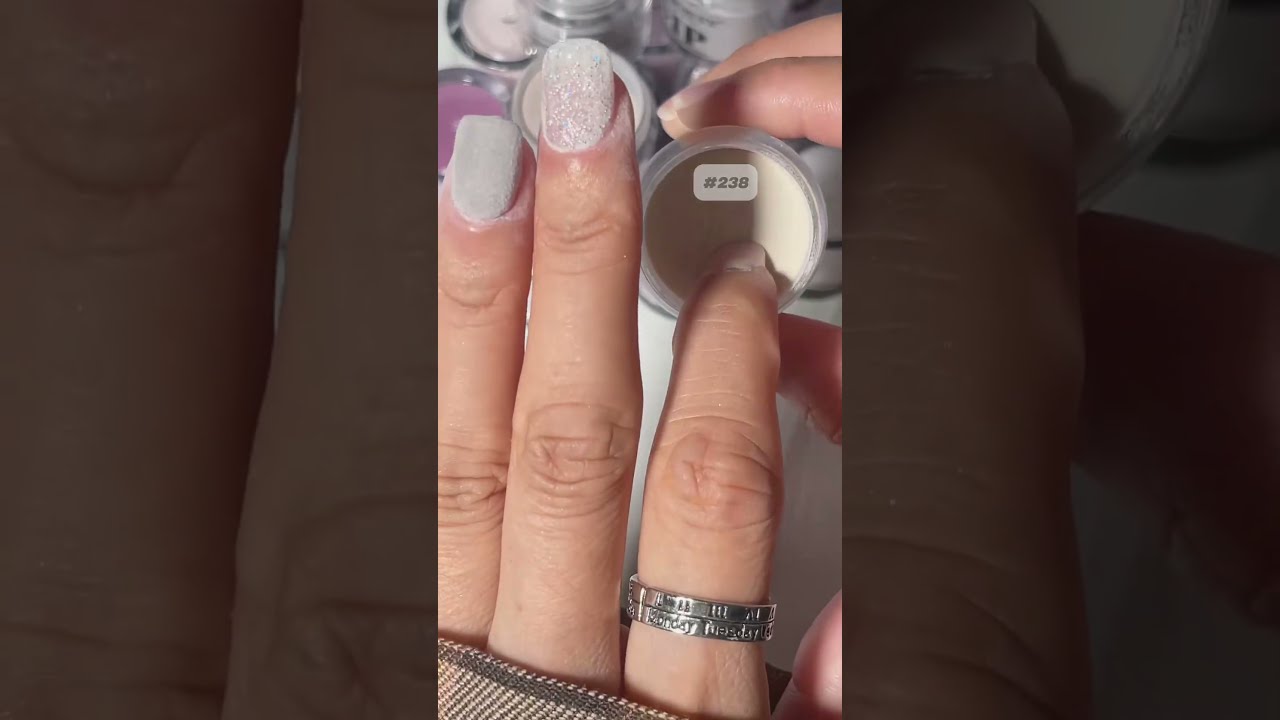 Cozy winter nails with 