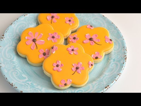 BRUSHED EMBROIDERY FLOWER COOKIES by HANIELA'S