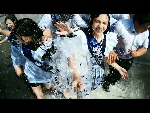 11 А Лимузин Купание в фонтане выпускник 2015