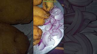 Mirchi bajji and onions very tasty  || #shorts #youtubeshorts