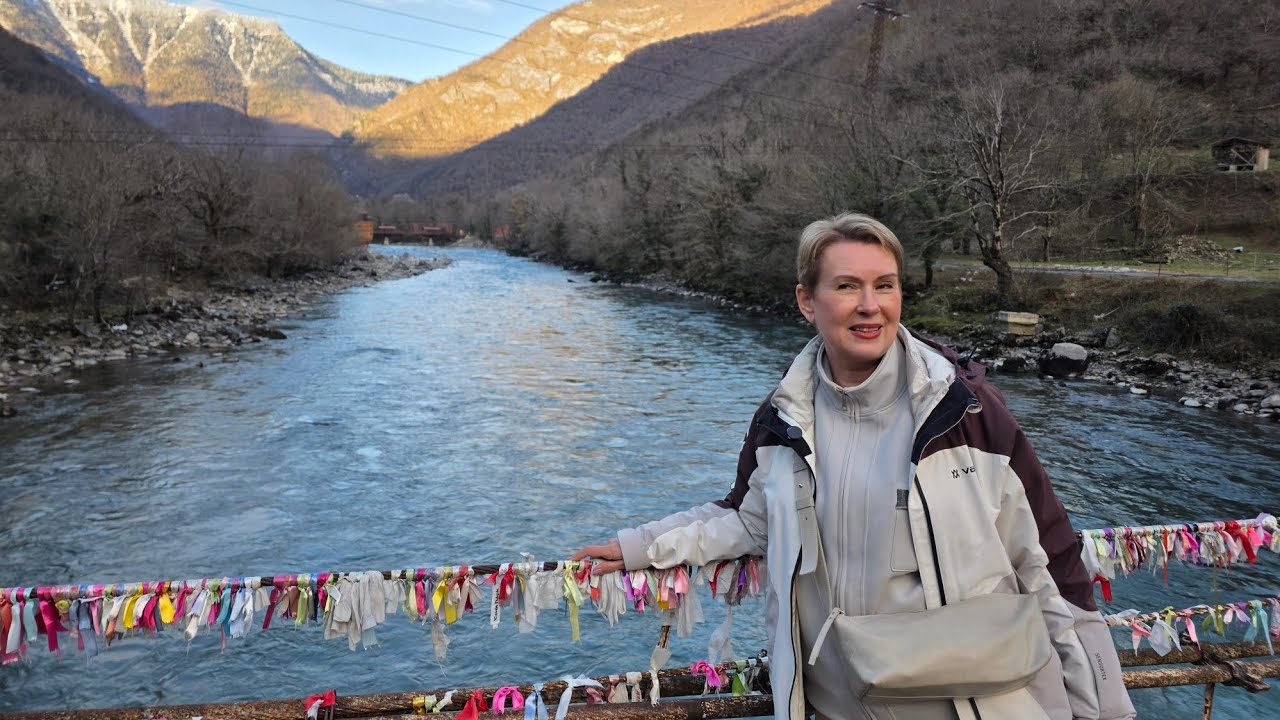 АБХАЗИЯ ВПЕРВЫЕ | Гагра, Новый Афон, Озеро Рица, вино, мандарины и невероятные виды Декабрь 2025