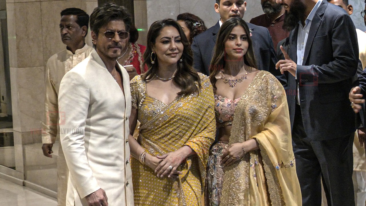 Shah Rukh Khan, Gauri Khan, Suhana Khan Grace Arjun Tendulkar-Saaniya Chandok Wedding Ceremony
