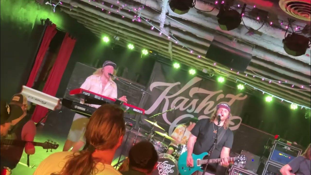 Kash’d Out - Always Vibin LIVE Kash’d Out - Always Vibin LIVE