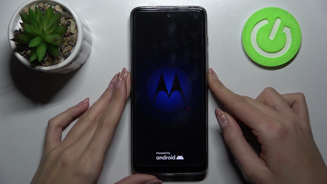 Cómo prender / encender y apagar un MOTOROLA Moto G60s - YouTube