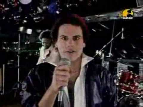 KC & The Sunshine Band - Please don't go (hi quality sound)